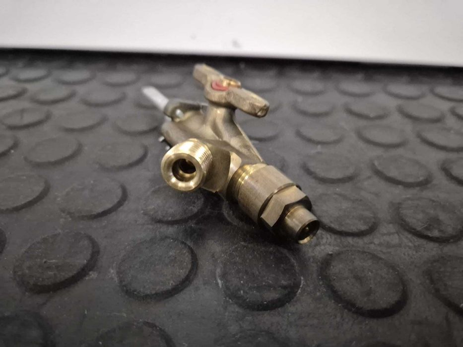 Robinet gaz  ochiuri aragaz Zanussi Electrolux 3429075082 / C167