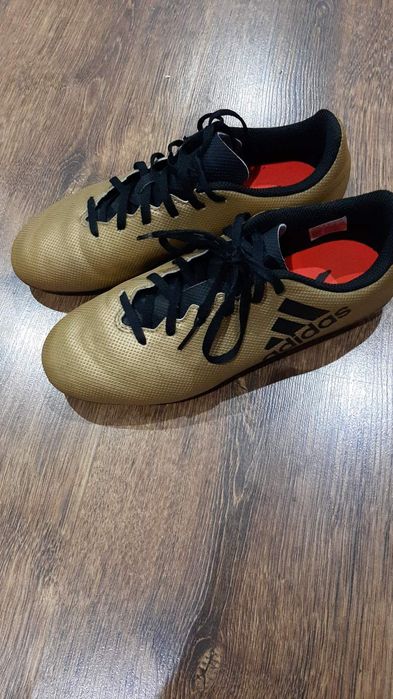 Продавам стоножки Адидас номер 37,5 цена 30лв