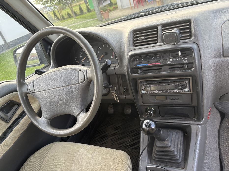 Vând Suzuki  Vitara 2l