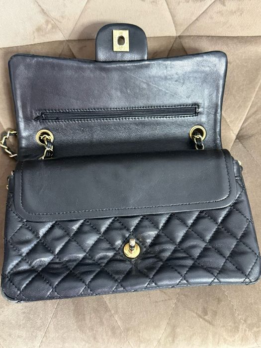 Geanta Chanel neagra