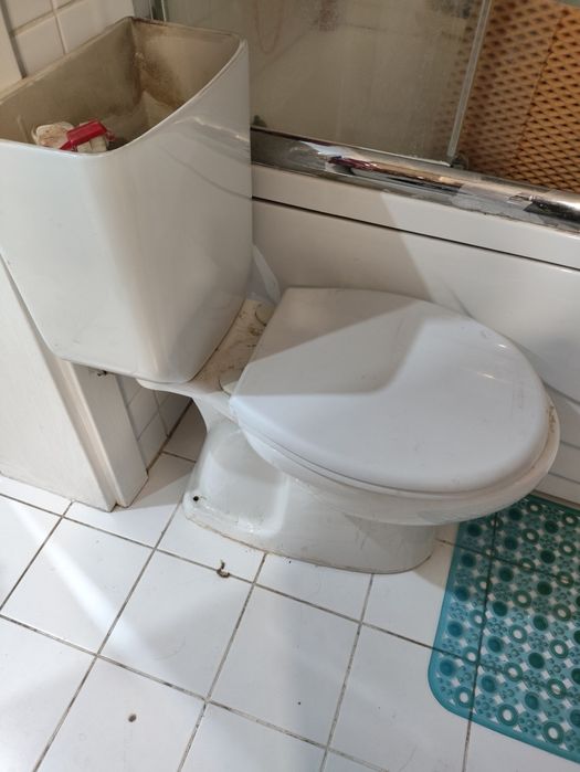 Продам напольный унитаз