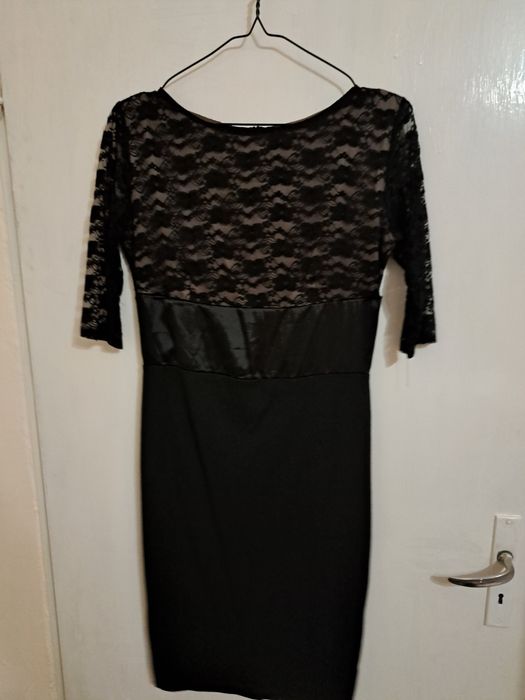 Рокля Guess и други