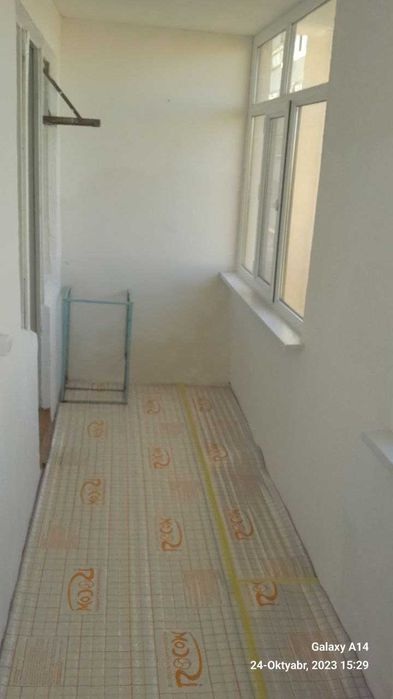 Zarafshon shahar 3 mikrorayonda dom sotiladi