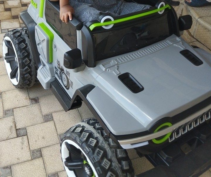 Bolalar uchun JEEP mashina sotiladi