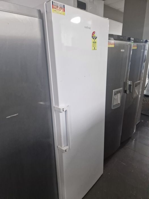 Фризер Vestfros A++ No Frost 380 литра