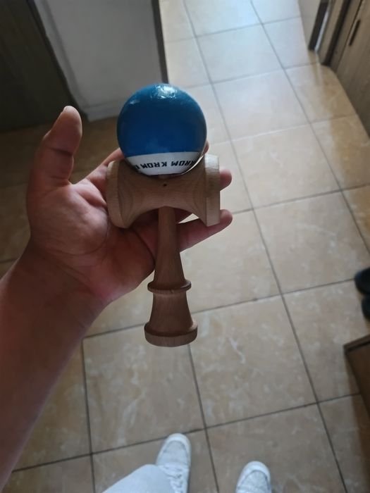 Kendama krom pop