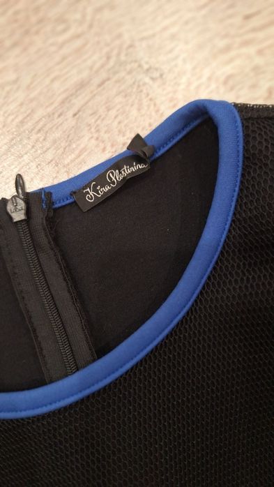 Продам коктейльные платья..