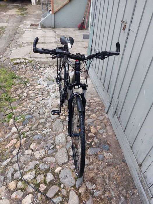 Vând biciclete de barbati și dama