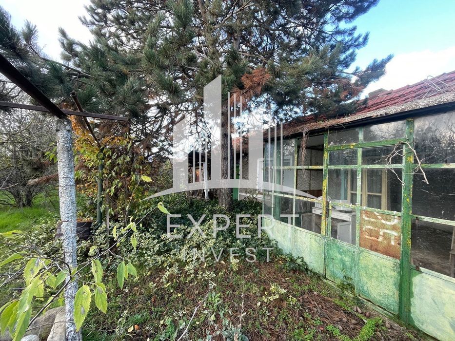 Продава се Къща в с. Ветрино, Област Варна - 200 кв.м за 100 €/кв.м - Снимка #1