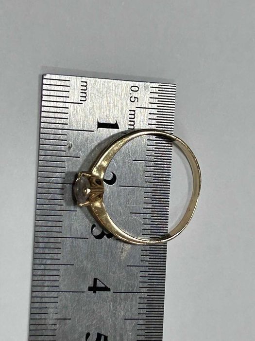 Златен пръстен 14 К 585 /2,18 гр.