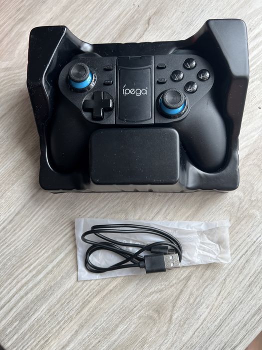 Игровой джойстик