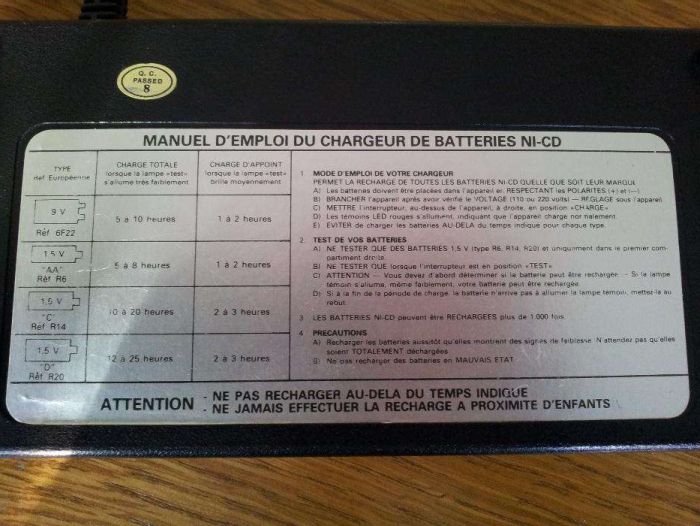 Incarcator acumulatori (baterii)