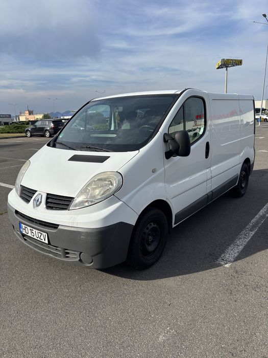 Renault trafic 3 locuri anul 2010