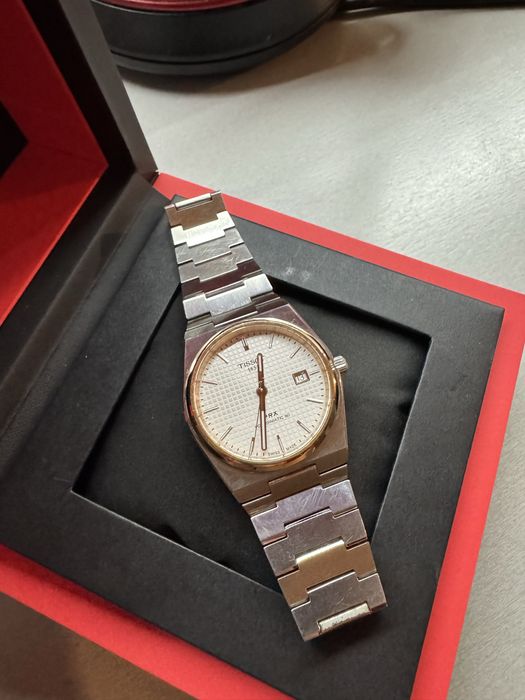 Мъжки Часовник-Tissot PRX! В гаранция!!!
