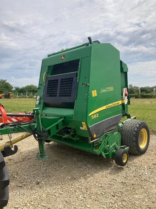 Пресс подборщик рулонный John Deere