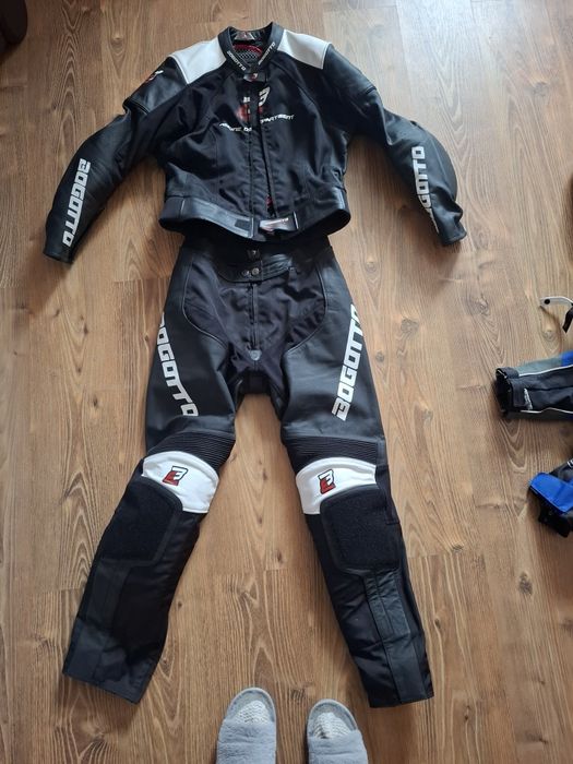 Costum/combinezon moto piele dama marca BOGOTTO  

-geaca