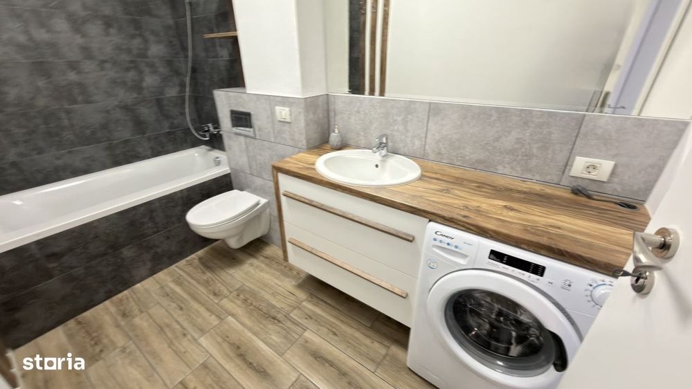 Apartament 3 camere, 2 bai, 57 mp, mobilat, parcare, zona Centru Vechi