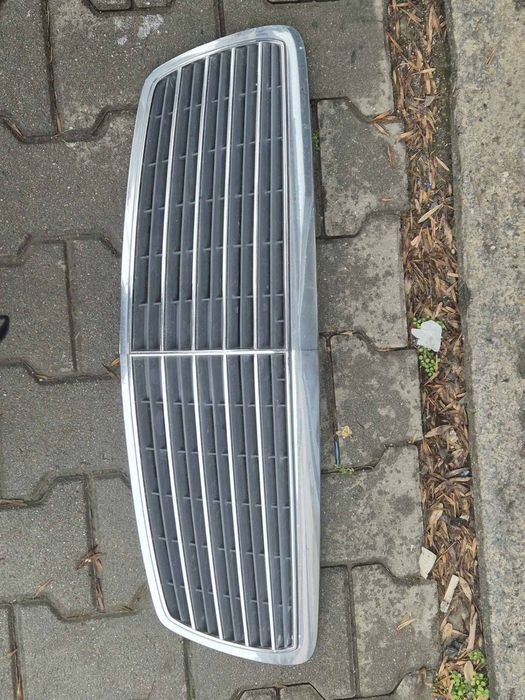 решетка за мерцедес E-class 211