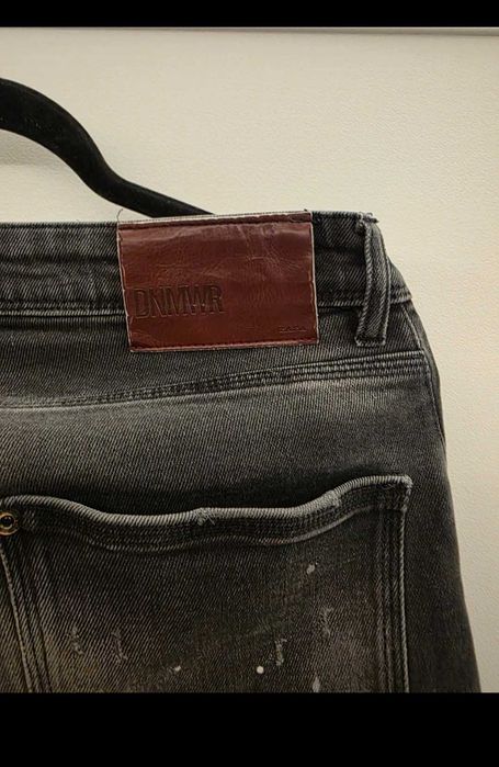 Pantaloni negri stare buna