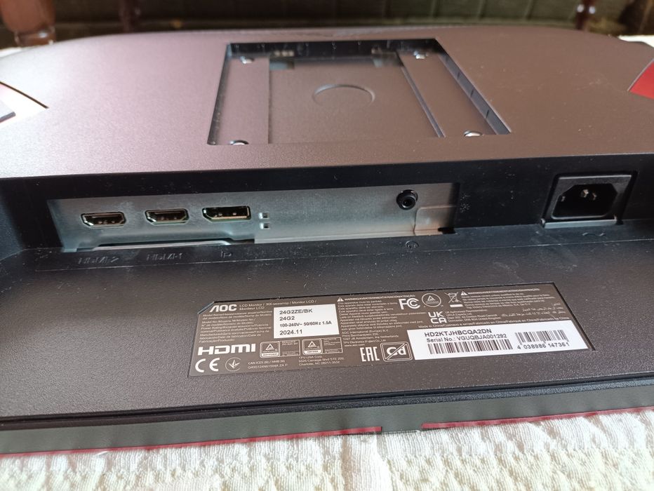 AOC 24G2ZE/BK 24" 240Hz – ЗА ЧАСТИ (счупена матрица)