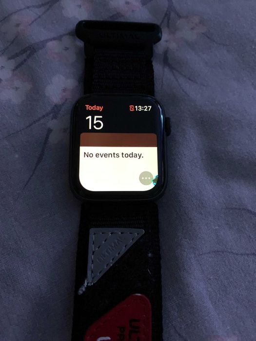 Apple Watch Series 5 44mm Aluminium GPS Black