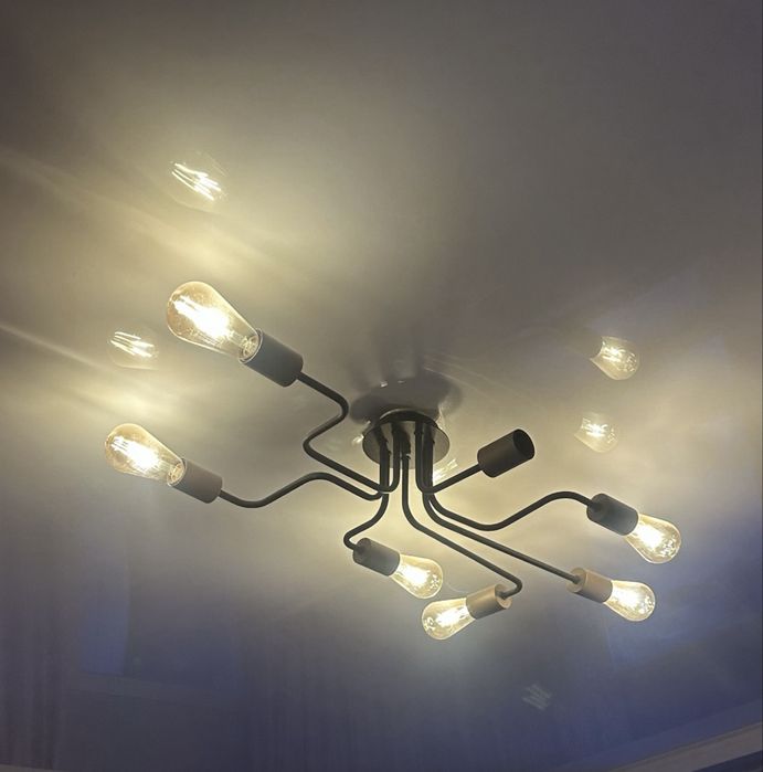 Люстра срочно продам