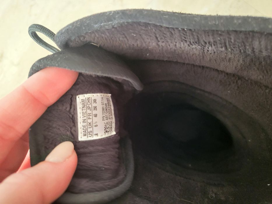 Ботуши Adidas 39 номер