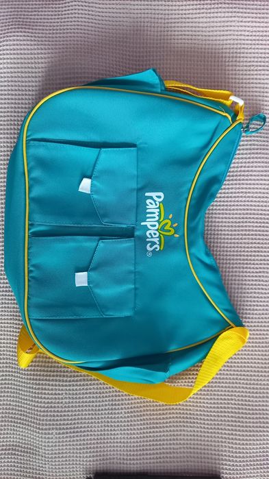 Дрешки, играчки и чанта за момче