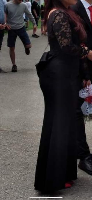 Черна бална рокля