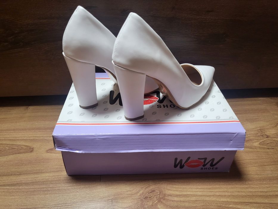 Дамски обувки 39