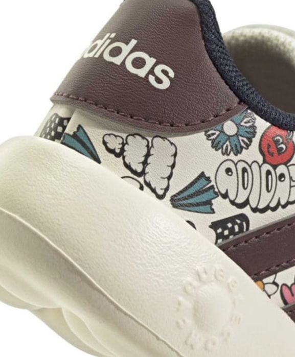 Adidași mărimea 24
