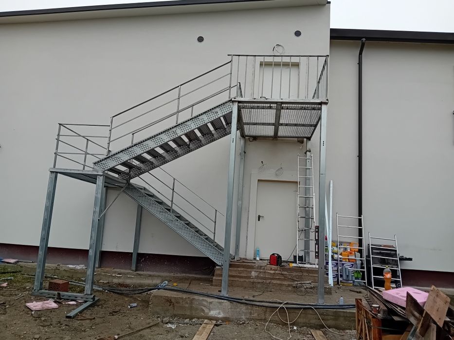 Scara de exterior  5m lungime
