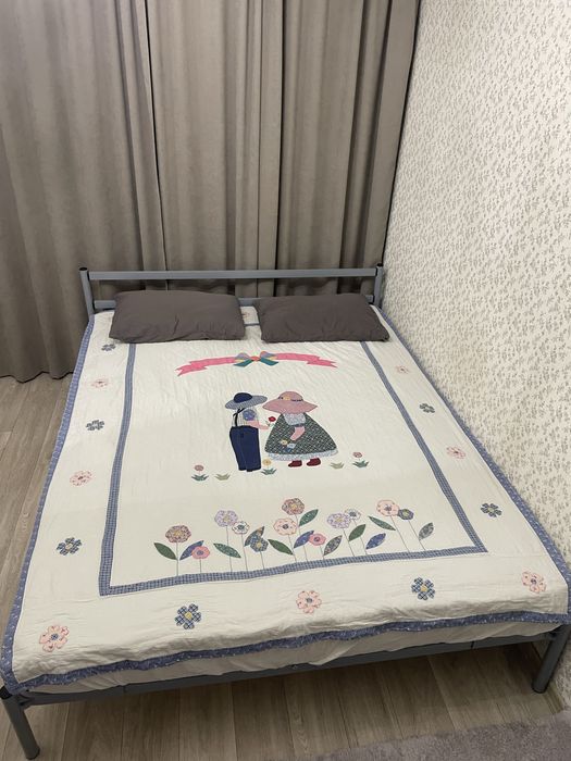 Кровать двуспальная