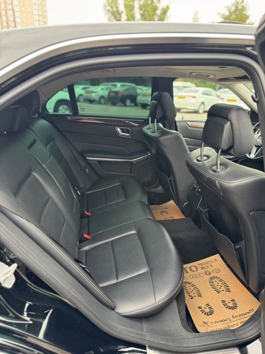 Mercedes E 350 в отличном состоянии