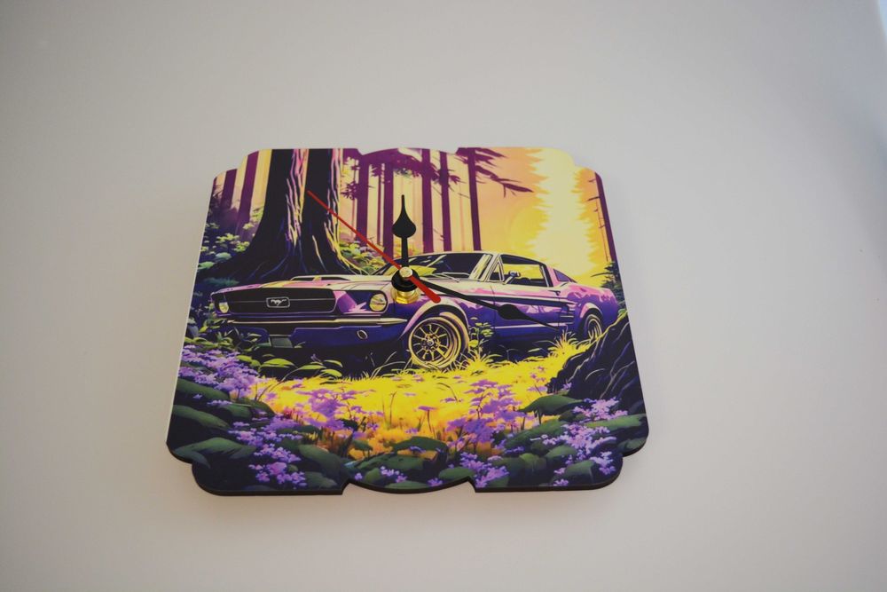 Часовник MDF с ваша снимка и надпис по избор