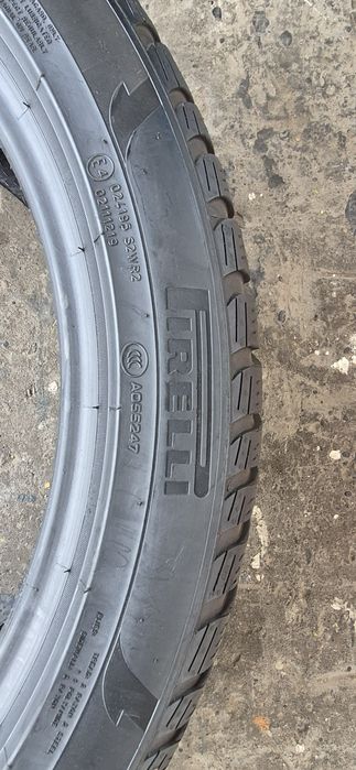 4 anvelope iarna RFT Pirelli,fata 275/40/21,spate 315/35/21.Pret/buc.