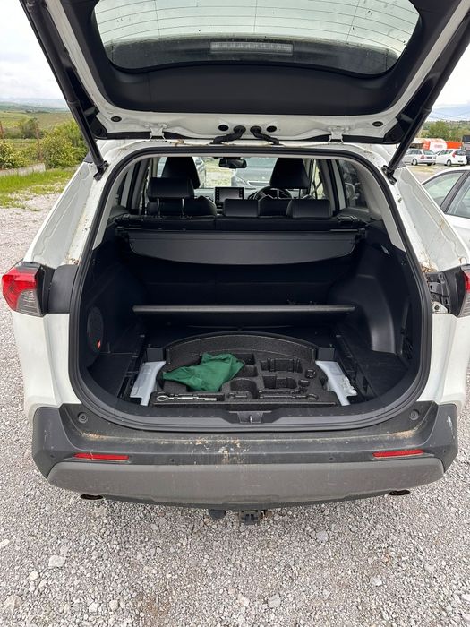 Toyota rav4 2020 на части