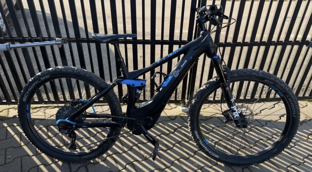 Bicicleta Electrica full suspension Cube