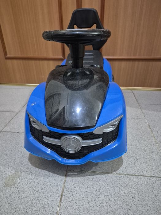 Машинка детская, каталка.