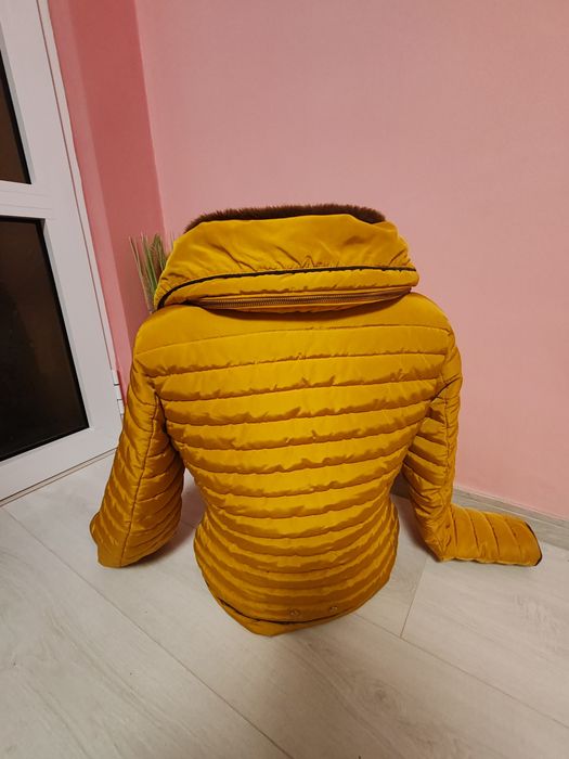 Geaca de iarna Zara Basic cu puf