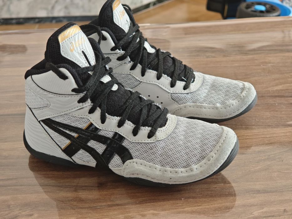 Борцовки Asics 33