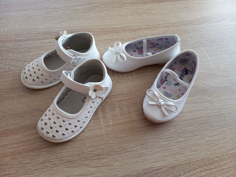 Страхотни Бели Обувки