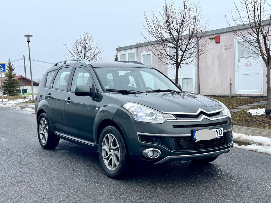 Citroen C  Crosser 7 Locuri 4X4  / Mitsubishi Outlander