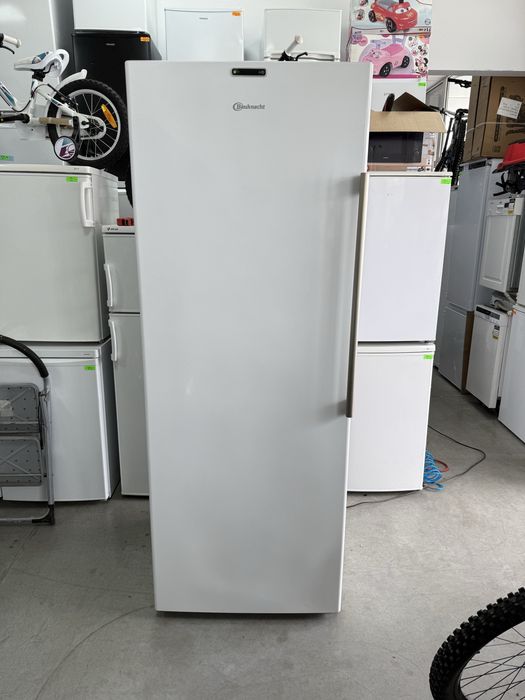 Голям Фризер Bauknecht NoFrost A++ 70см