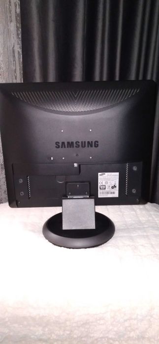 Монитор SAMSUNG 931BF