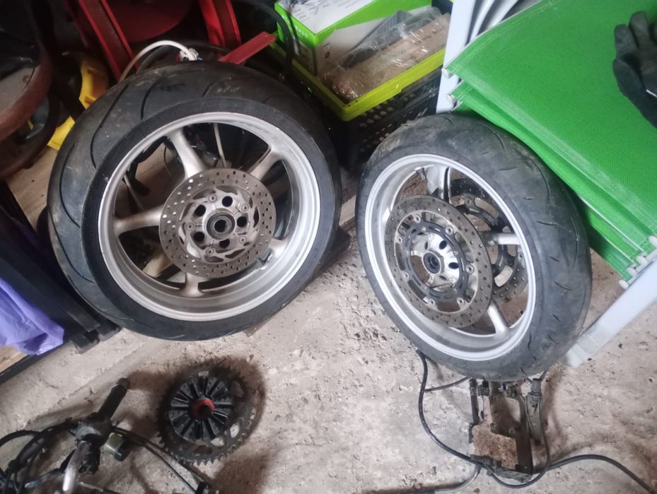 Piese motocicleta Yamaha FZ6 Fazer 2004