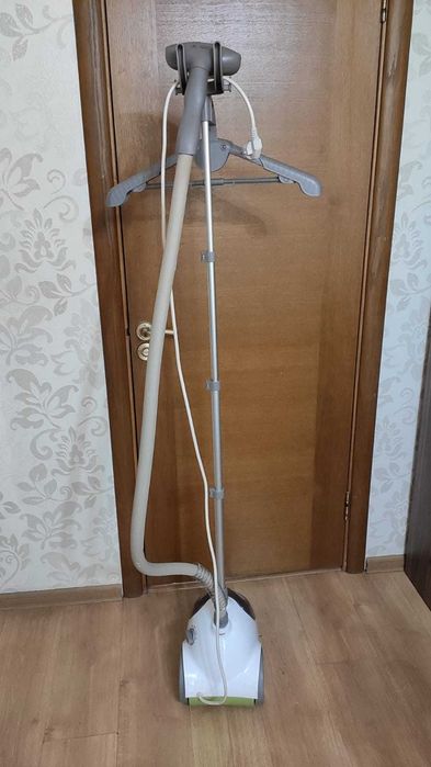 Отпариватель вертикальный "Elenberg"