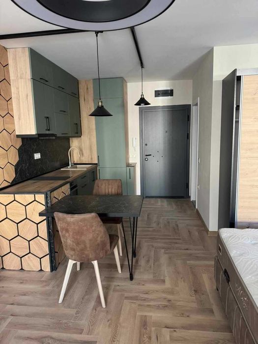 Дава се под наем Едностаен апартамент в София, Малинова долина - 33 кв.м за 459 € - Снимка #2