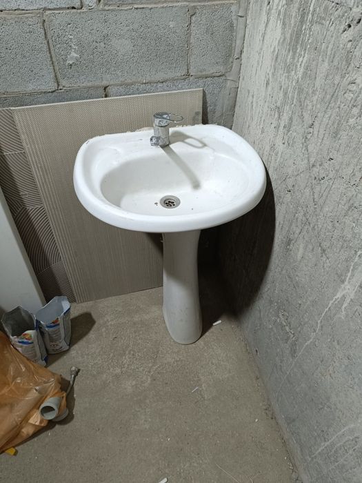 Раковина тюльпан+ смеситель