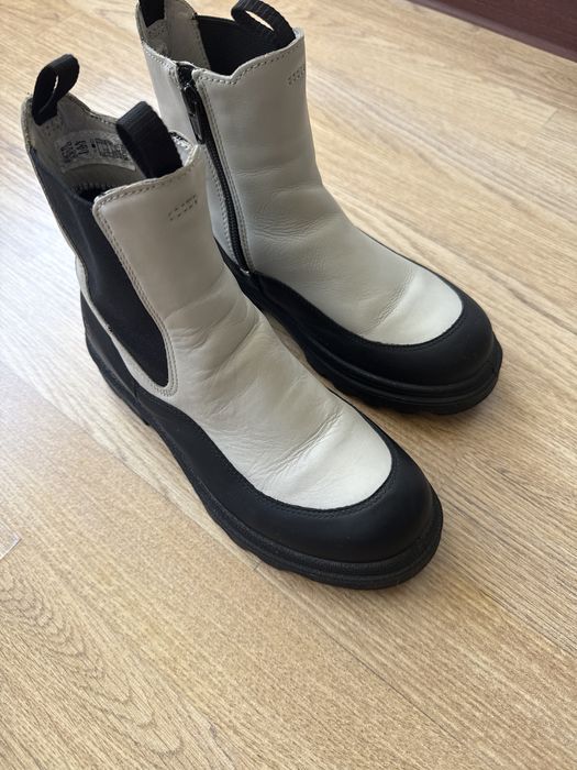 Продам подросковые сапоги